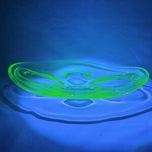 Czech Skrdlovice Uranium Glass Fruit Bowl UV Glow Vaseline Platter 60s Vintage
